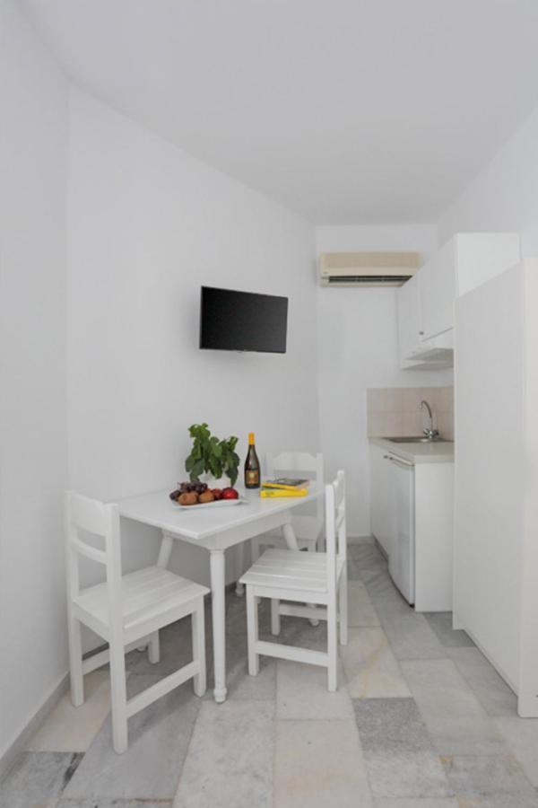 Ippokampos Town Apartments Naxos City 외부 사진